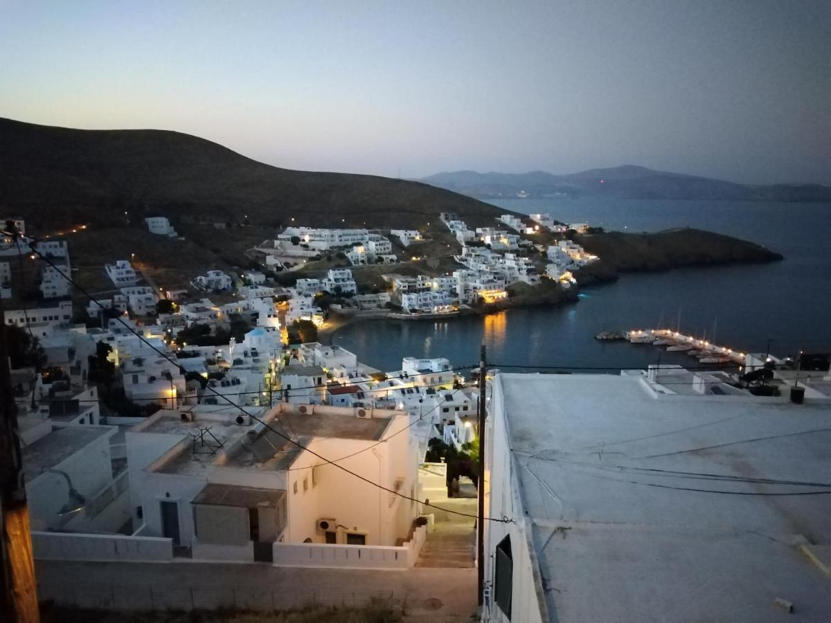 Θέαστρον - Theastron House With Great View In Chora Apartment Pera Gyalos ภายนอก รูปภาพ