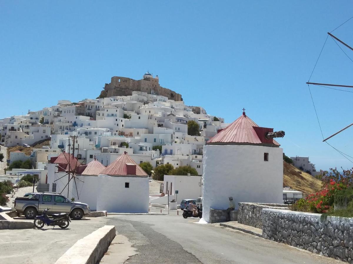 Θέαστρον - Theastron House With Great View In Chora Apartment Pera Gyalos ภายนอก รูปภาพ