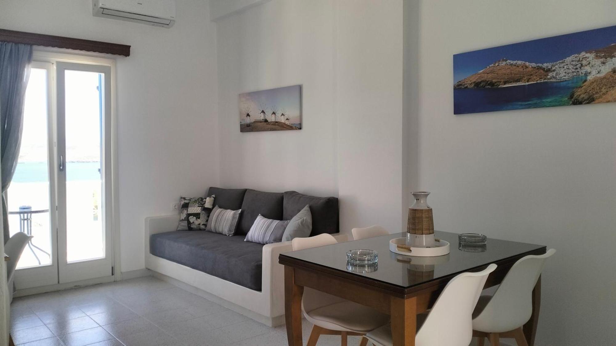 Θέαστρον - Theastron House With Great View In Chora Apartment Pera Gyalos ภายนอก รูปภาพ