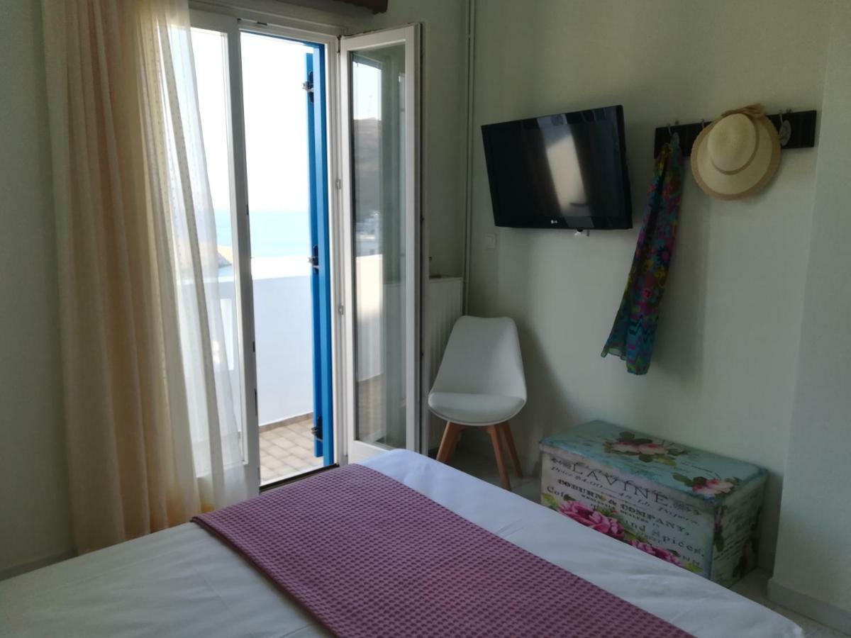 Θέαστρον - Theastron House With Great View In Chora Apartment Pera Gyalos ภายนอก รูปภาพ